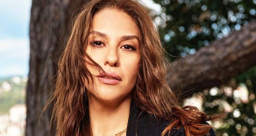 Evrim Alasya: Evlilik doğamıza uygun olsaydı bu kadar insan patır patır boşanmazdı