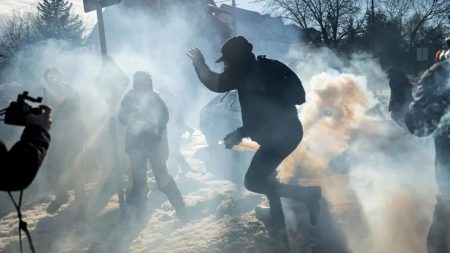 ICE-Agent hat eine andere Person erschossen. Die Spannungen in Minneapolis eskalieren