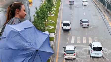 Meteorolojiden sarı kodlu uyarı. Yarın sabah Trakya’dan giriş yapacak