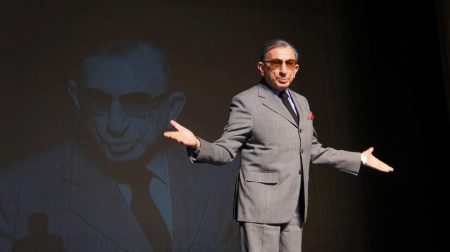 Türk tiyatrosunun usta ismi Haldun Dormen yaşamını yitirdi