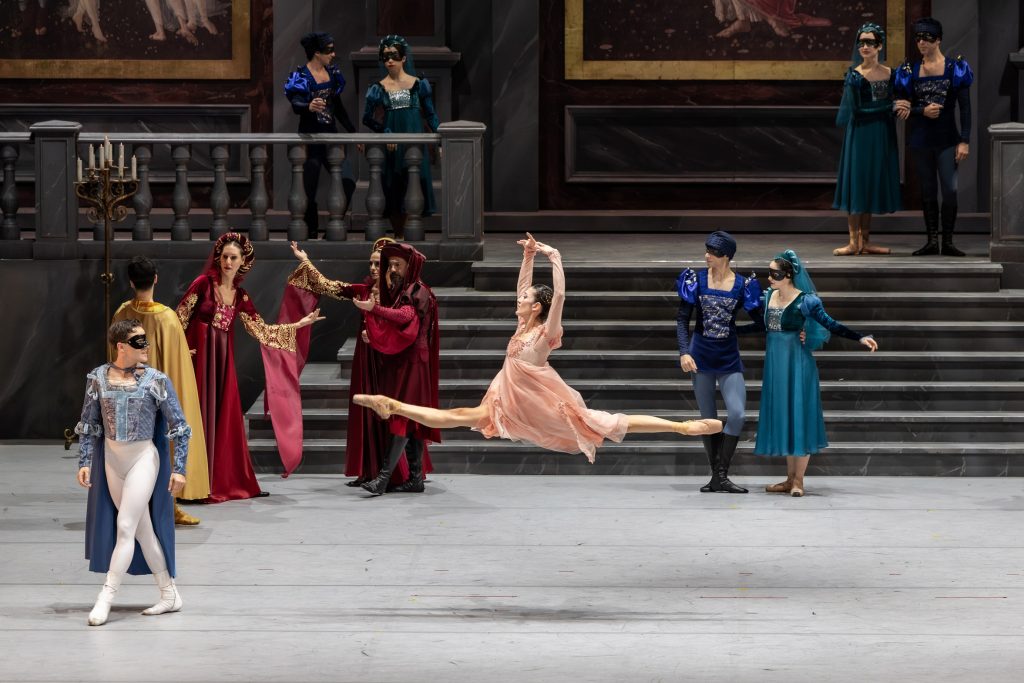 17-uluslararasi-istanbul-opera-ve-bale-festivali-basliyor-egj3xuQb.jpg