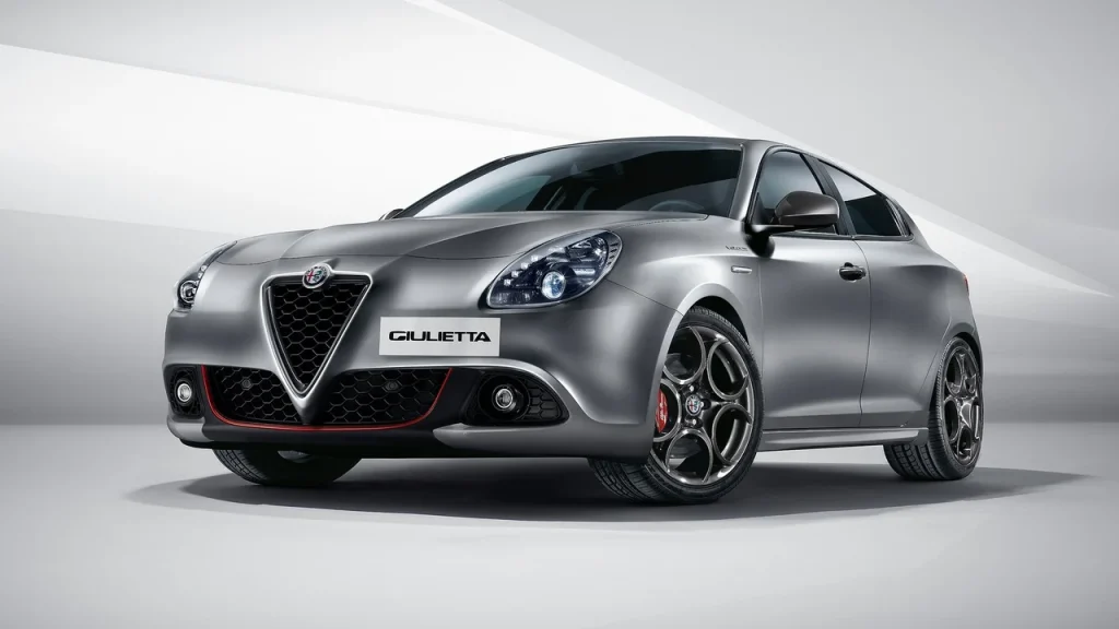alfa-romeo-giulietta-efsanesi-geri-donuyor-EI2iVZgR.webp