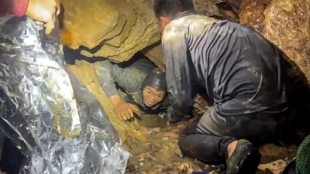 Altın Ararken Mağarada Mahsur Kaldılar: Laos’ta Can Pazarı!