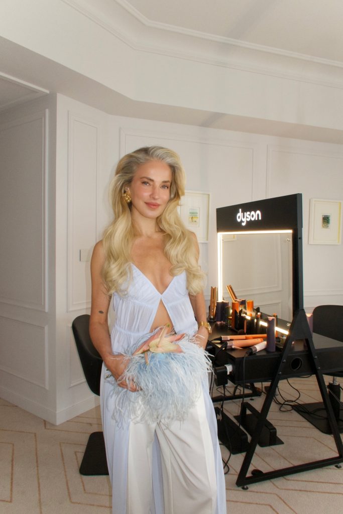 Burcu Esmersoy’un Cannes Film Festivali Işıltısı burcu-esmersoyun-cannes-film-festivali-isiltisi-8aBgTmNz.jpg