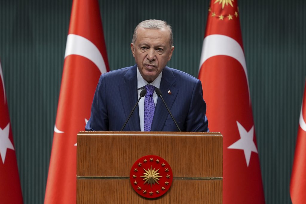 Cumhurbaşkanı Erdoğan: Finansal sistemlerde dijital dönüşüm, riskleri de beraberinde getiriyor cumhurbaskani-erdogan-finansal-sistemlerde-dijital-donusum-riskleri-de-beraberinde-getiriyor-9vPGynSM.jpg