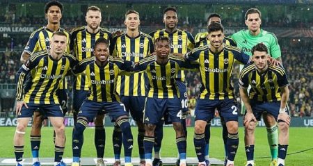 Fenerbahçe’de bir ayrılık daha