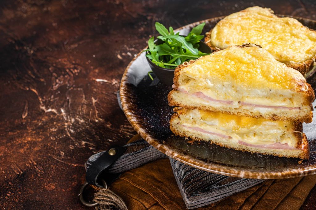 Fransız mutfağının çıtır lezzeti: Croque Monsieur tarifi fransiz-mutfaginin-citir-lezzeti-croque-monsieur-tarifi-bWFpDAOW.jpg