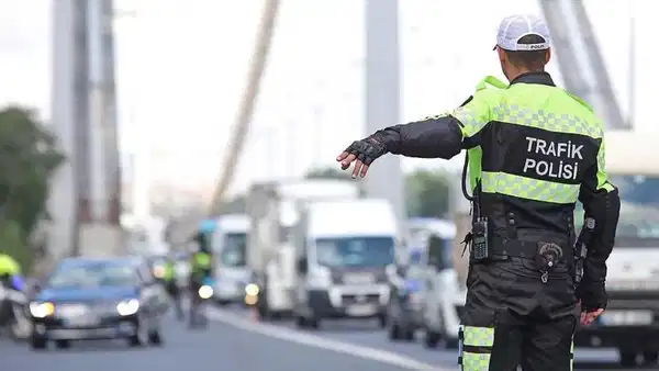istanbulda-bazi-yollar-trafige-kapatilacak-KDc5pfxi.jpg