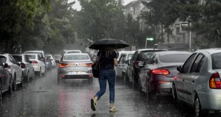 İstanbullular bir günde iki mevsim birden yaşıyor