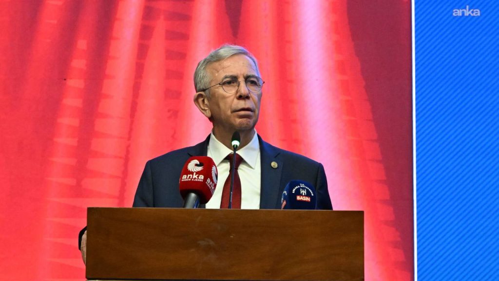 Mansur Yavaş: ‘Tüm emekçilerin 1 Mayıs Emek ve Dayanışma Günü’nü kutluyorum’ mansur-yavas-tum-emekcilerin-1-mayis-emek-ve-dayanisma-gununu-kutluyorum-X6EUPDit.jpg
