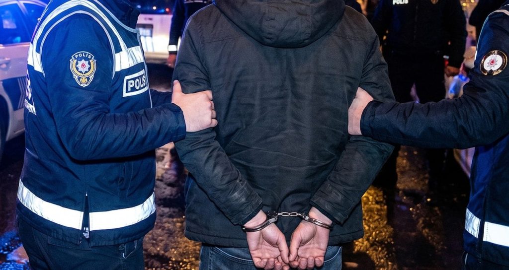 ‘Modem ücreti’ dolandırıcılığı modem-ucreti-dolandiriciligi-MDJk1FxE.jpg