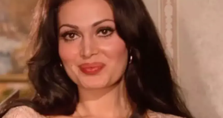 Türkan Şoray 10 saat taksiyle gezdikten sonra sahneye çıktı: Şoför öve öve bitiremedi