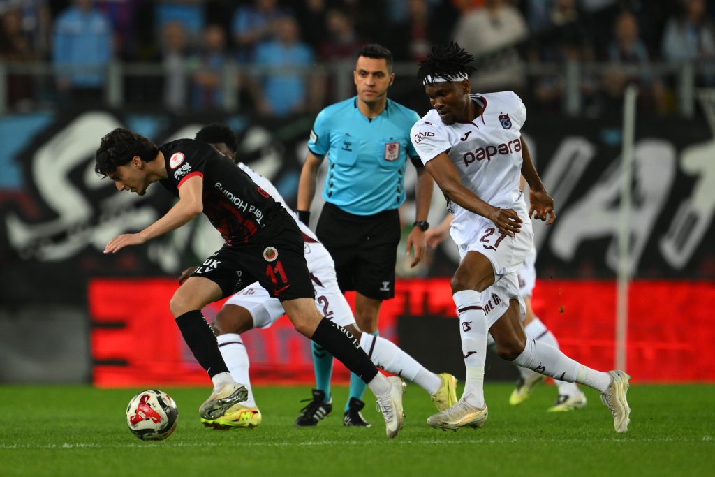 Türkiye Kupası’nda finalin adı belli oldu. Trabzonspor, Gençlerbirliği’ni 90+2’de eledi turkiye-kupasinda-finalin-adi-belli-oldu-trabzonspor-genclerbirligini-902de-eledi-3AIaAaPh.jpg