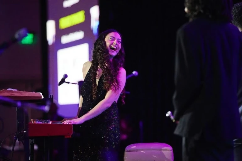 Müzisyen Su Yavuz’a Berklee College of Music’ten Ödül Müzisyen Su Yavuz’a Berklee College of Music’ten Ödül