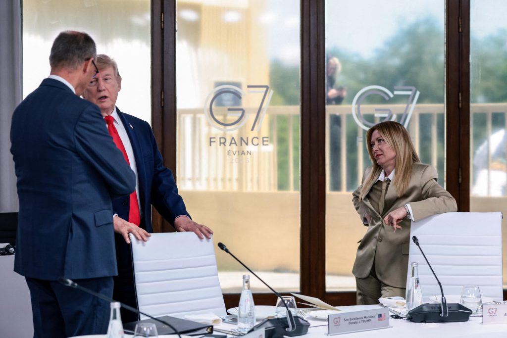 ABD Başkanı Donald Trump bu kez İtalya ile diplomatik krize yol açtı. ABD Başkanı Donald Trump bu kez İtalya ile diplomatik krize yol açtı.