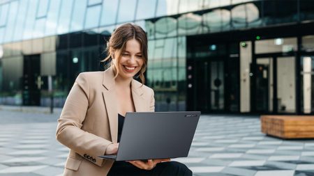 Acer yapay zeka destekli yeni iş bilgisayarlarını tanıttı