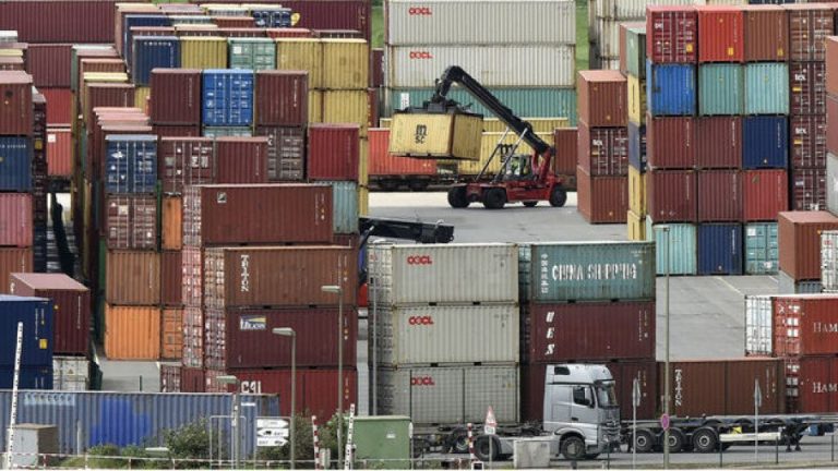Almanya’da ithalat fiyatları 3,5 yılın en hızlı artışını kaydetti