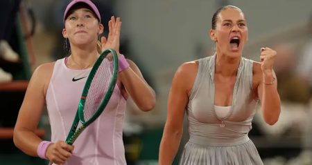 Andreeva ve Kostyuk Fransa Açık’ta yarı finalde