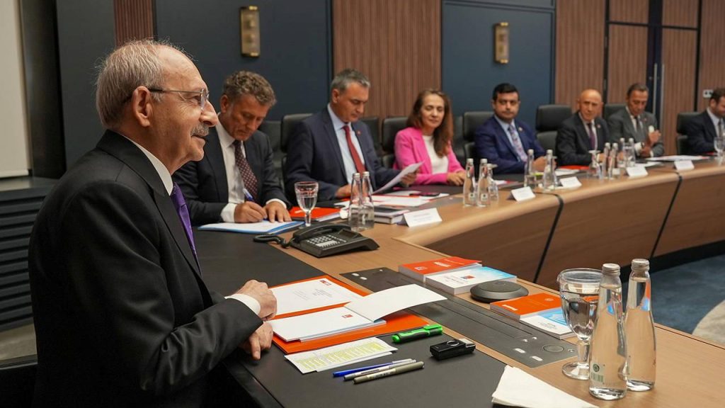 CHP’de ‘butlan’ MYK’si toplandı: Yeni ihraçlar yolda mı?