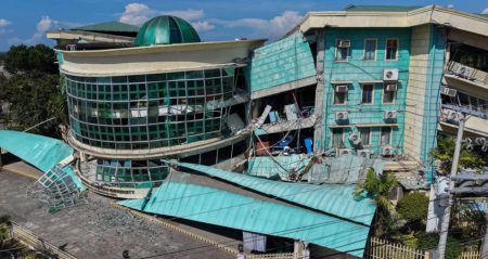 Death toll rises in 7.8 magnitude earthquake in the Philippines