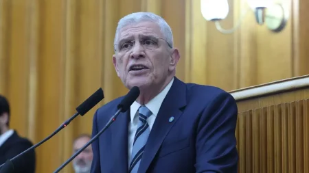 Dervişoğlu: Türk siyaseti üzerindeki yargı vesayetini asla ve kata kabul etmiyorum