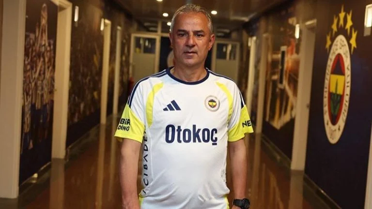 Fenerbahçe yeni sezon için sahaya iniyor