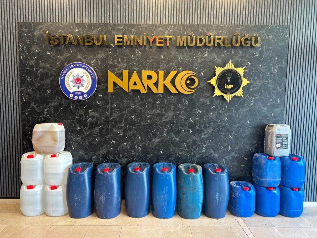 İstanbul’da uyuşturucu sevkiyatına baskın