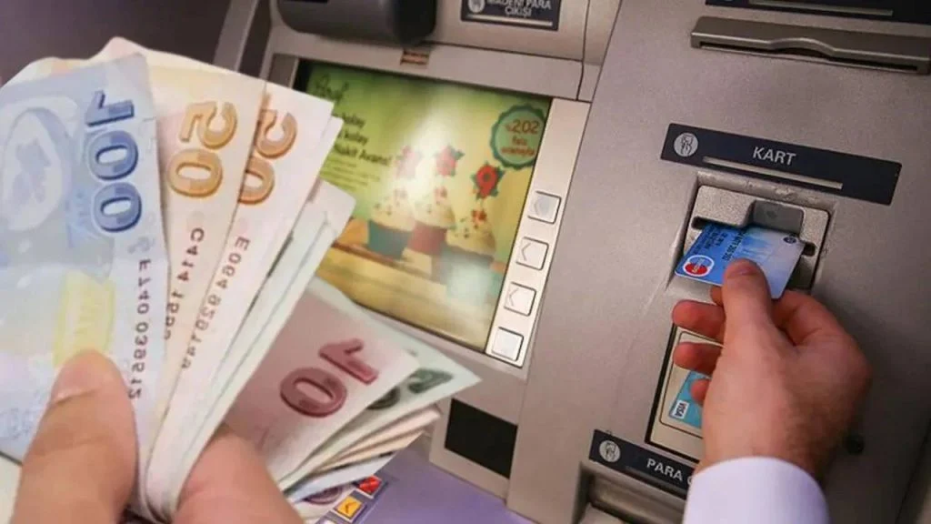Kartla para çekmek yerini QR kodlara bırakıyor