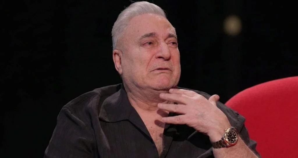 Mehmet Ali Erbil bir anda gözyaşlarına boğuldu: ‘Çok merak ediyorum’