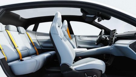 Polestar 4 tanıtıldı: Arka camı kaldıran elektrikli SUV