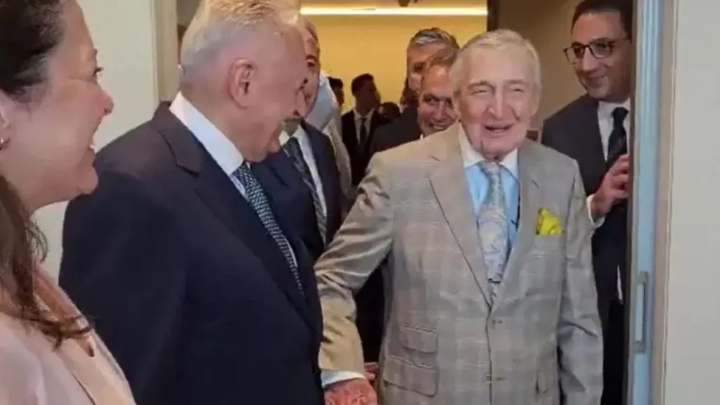 Rahmi Koç’un ‘Kürt kadın fıkrasına’ DEM Parti ve AKP’den tepki