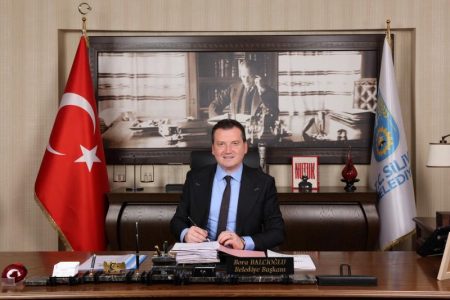 Silivri Belediyesi’ne yolsuzluk operasyonu. Belediye Başkanı Bora Balcıoğlu gözaltında Silivri Belediyesi’ne yolsuzluk operasyonu. Belediye Başkanı Bora Balcıoğlu gözaltında