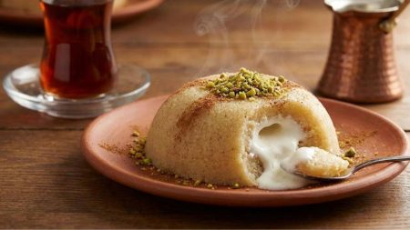 Tam ölçülü irmik helvası tarifi… Tam ölçülü irmik helvası tarifi…
