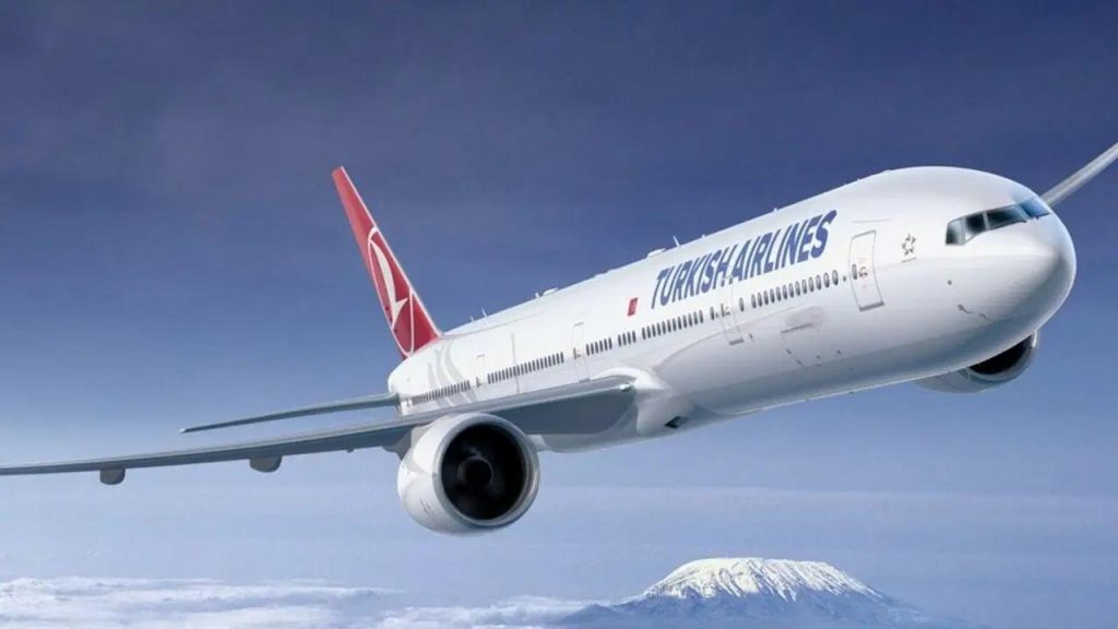 THY uçağı radar anten direğine çarptı: 1 kişi yaralandı, 267 yolcu tahliye edildi thy-ucagi-radar-anten-diregine-carpti-1-kisi-yaralandi-267-yolcu-tahliye-edildi-44FA7JkB.jpg