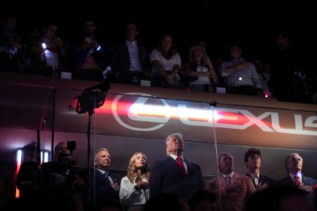 Trump NBA final maçında yuhalandı