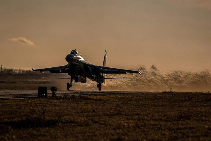 Ukrayna’ya ait bombardıman uçağı, ülkenin Hmelnitski bölgesinde düştü ukraynaya-ait-bombardiman-ucagi-ulkenin-hmelnitski-bolgesinde-dustu-YcQN5sJC.jpg