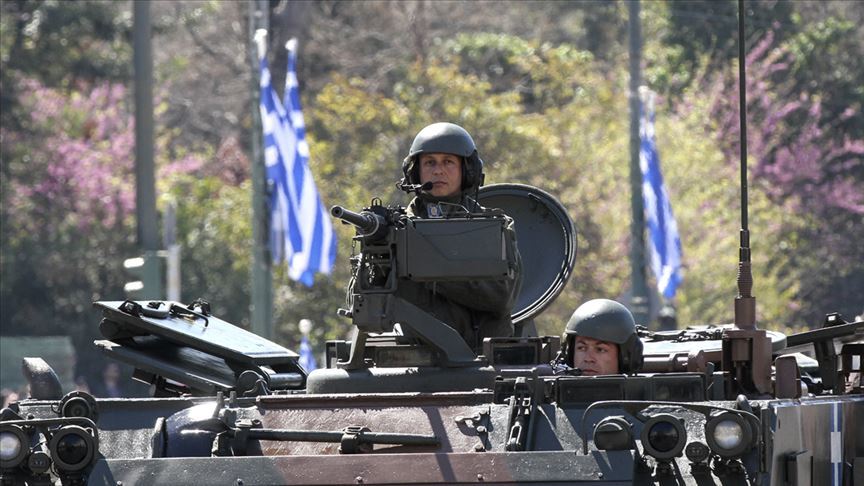 yunanistanda-gonullu-kadin-askerlik-donemi-resmen-basladi-zGGvHws1.jpg