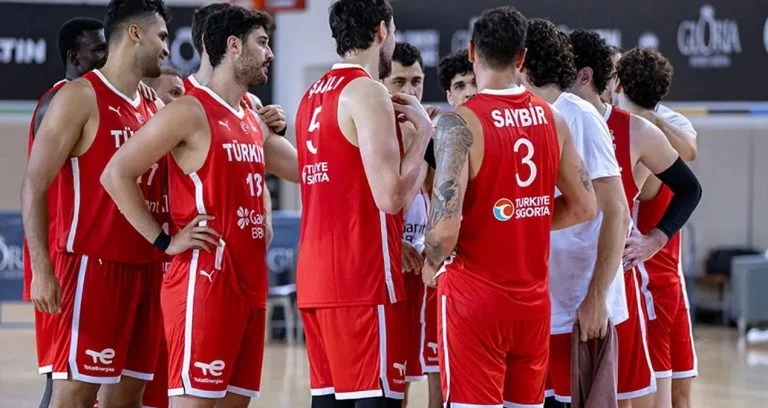 12 Dev Adam, Bosna Hersek karşısında