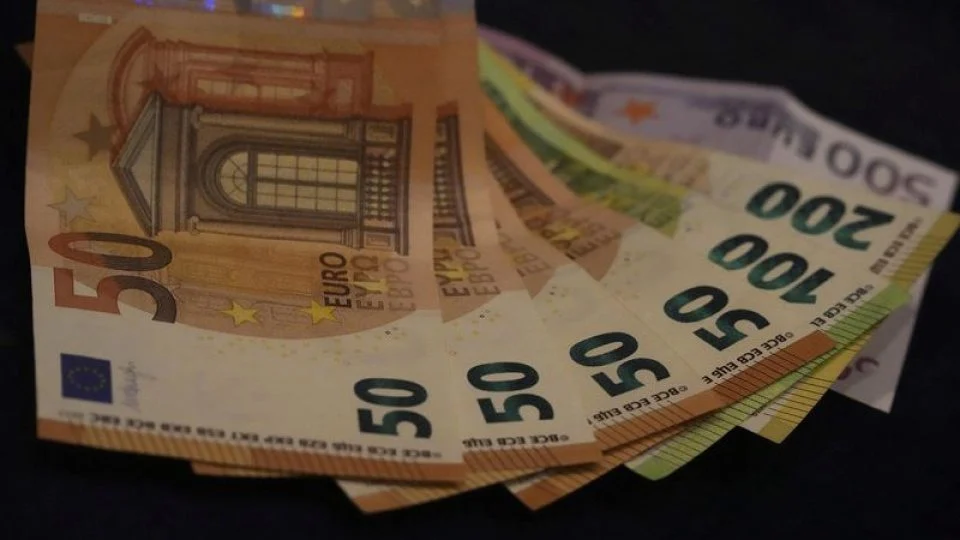 AB’den Macaristan’a 10 milyar euroluk fon