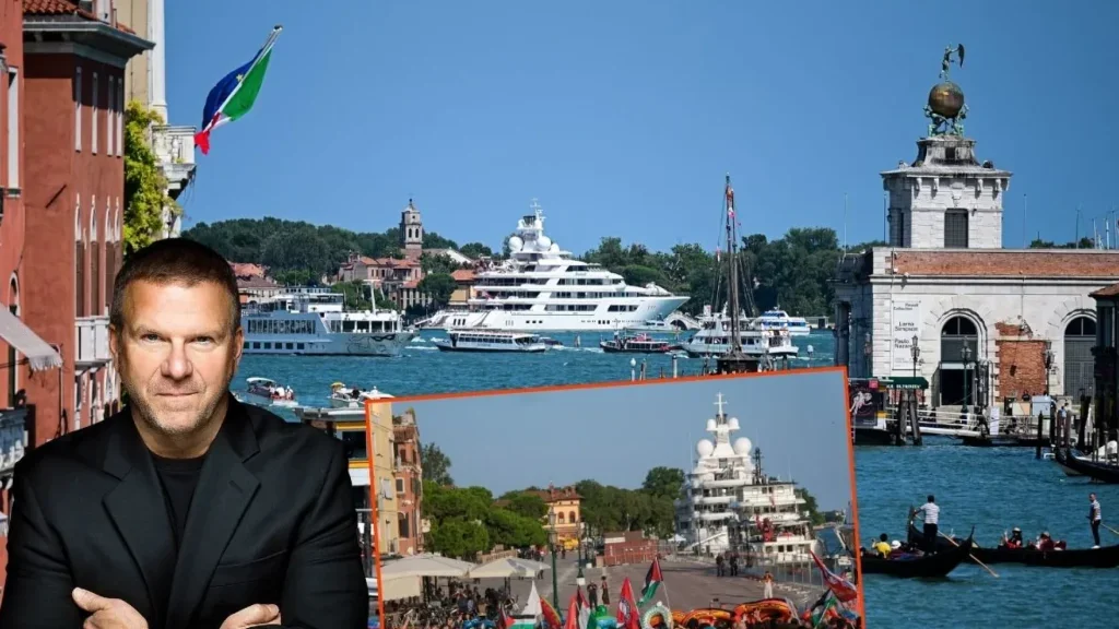 ABD’nin milyarder iş insanı ve İtalya Büyükelçisi Tilman Fertitta ultra lüks yatı Boardwalk’la gittiği Venedik’te protesto edildi