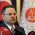 Adalet Bakanı Gürlek, kazandığı 150 bin liralık tazminatı Türk Kızılay’a bağışladı
