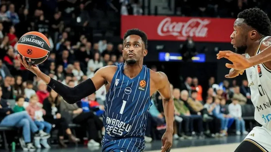 Anadolu Efes, Rodrigue Beaubois ile yollarını ayırdı