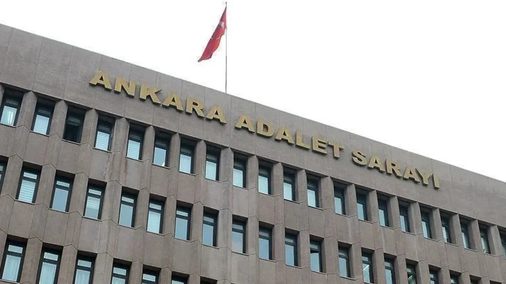 Ankara Cumhuriyet Başsavcılığı, sosyal medya fenomeni Fatma Soydaş hakkında soruşturma başlattı Ankara Cumhuriyet Başsavcılığı, sosyal medya fenomeni Fatma Soydaş hakkında soruşturma başlattı