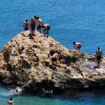 Antalya’da hissedilen sıcaklık 44 dereceyi buldu