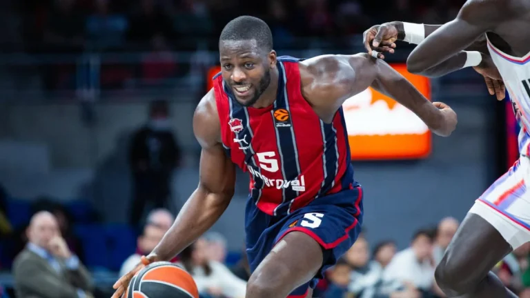 Beşiktaş, Eugene Omoruyi transferini resmen açıkladı!
