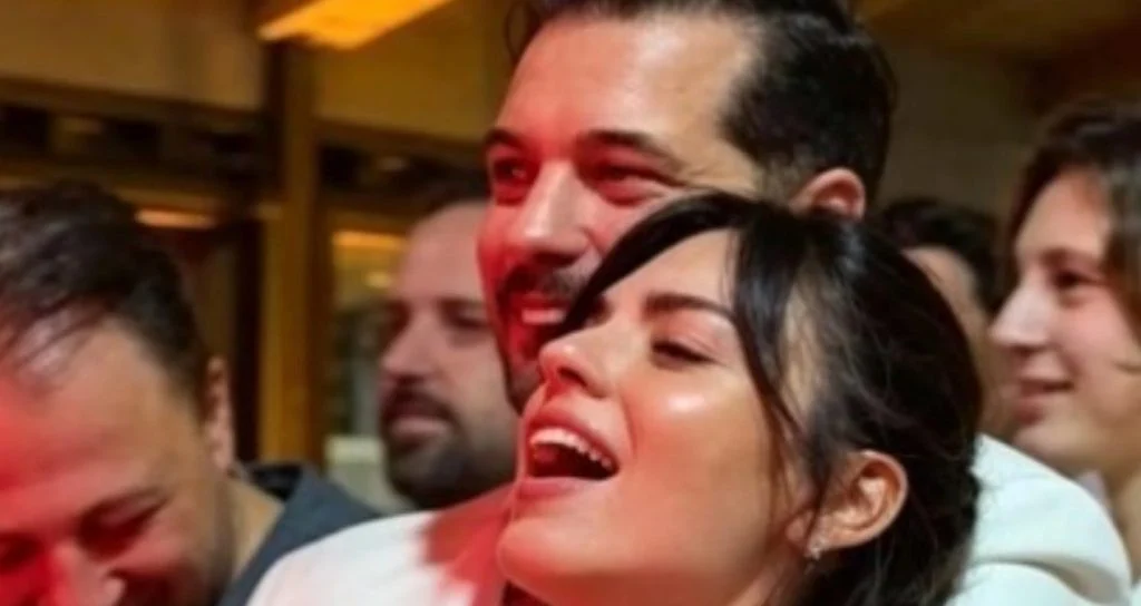 Çağatay Ulusoy ve Aslıhan Malbora ilk kez böyle görüntülendi Çağatay Ulusoy ve Aslıhan Malbora ilk kez böyle görüntülendi