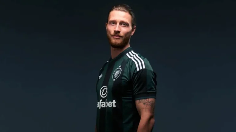 Celtic, Kasper Hogh’u renklerine bağladı!