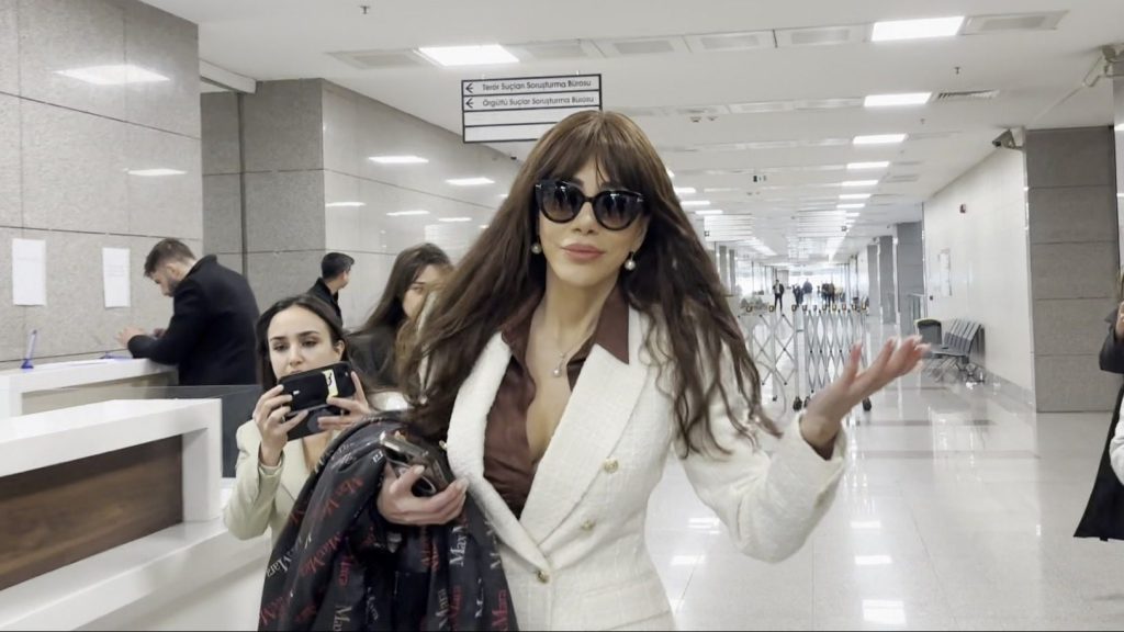 Ela Rümeysa Cebeci sessizliğini bozdu, cezaevi sürecini anlattı Ela Rümeysa Cebeci sessizliğini bozdu, cezaevi sürecini anlattı