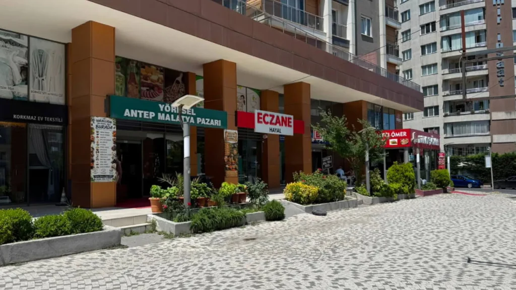 Esenyurt’ta silahlı saldırı kamerada Esenyurt’ta silahlı saldırı kamerada
