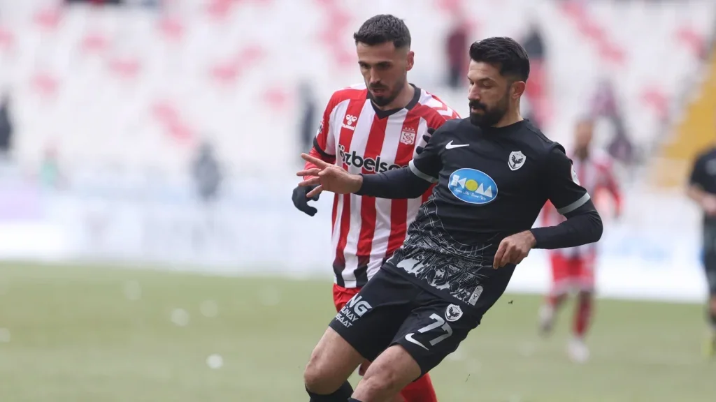 FIFA’dan 1. Lig ekibine üç dönem ceza FIFA’dan 1. Lig ekibine üç dönem ceza